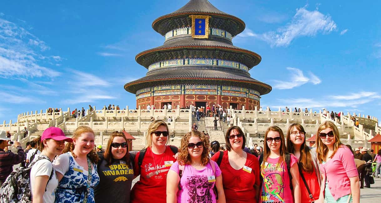 2-Day All-Inclusive Tour: Great Wall, Forbidden City & More - Summer Palace: royal gardens and a calm ending