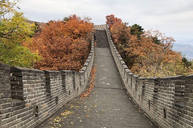 2-Day Beijing Sightseeing Highlights Combo Package with Lunch - Day 1 Afternoon at Summer Palace: Kunming Lake Boat Ride Moment