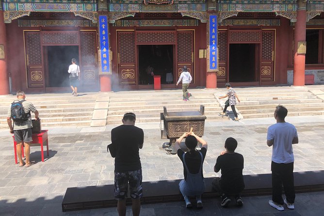 3-Hour Private Tour: Temple of Heaven and Lama Temple - Lama Temple (Yonghegong): local worship and the giant Buddha