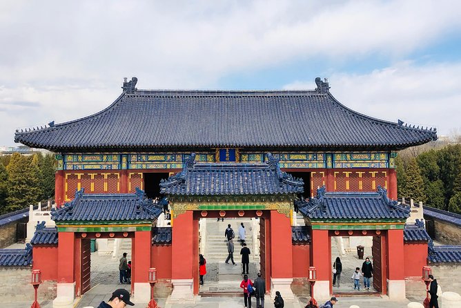 3-Hour Private Tour: Temple of Heaven and Lama Temple - The guide makes the difference—especially on first visits