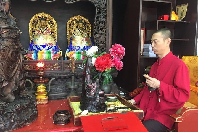 3-Hour Private Walking Tour including Monk Blessing Ceremony at Lama Temple - Key takeaways before you go