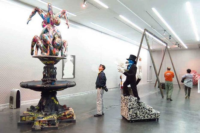 4 Hour Private Beijing 798 Art Zone Walking Tour with Lunch Option - Key highlights to plan around