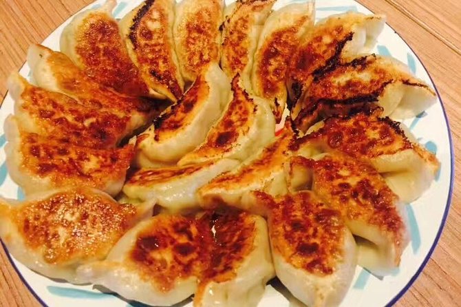4-Hour Private Beijing Hutong Bike Tour with Dumpling Lunch - Yinding Bridge and the Day-to-Night bridge vibe