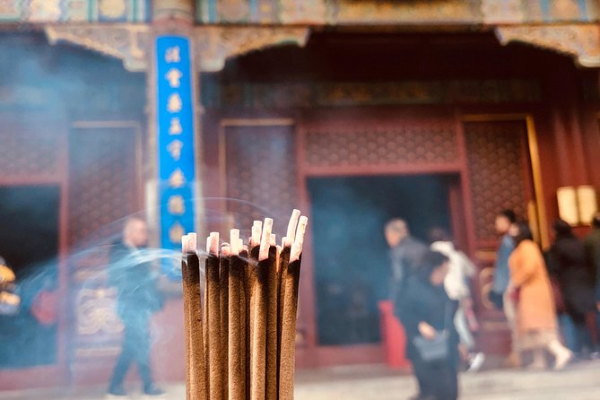4-Hour Private Beijing Walking Tour of Lama Temple and Hutong - Wudaoying Hutong: The Old Alley Feeling Without the Pressure