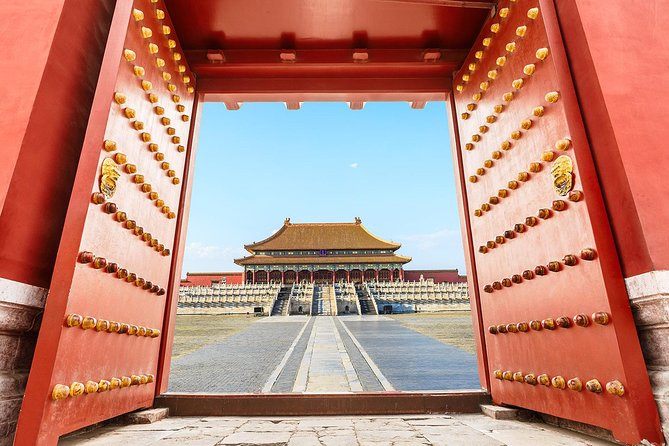 8-Day All-inclusive Private Tour to Beijing, Xi'an and Shanghai - Tiananmen Square and the Forbidden City: the core imperial center
