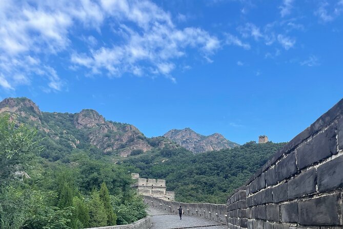 Airport or Hotel Transport to Mutianyu Great Wall - Pickup from Hilton Wangfujing (and Capital Airport) Without the Confusion