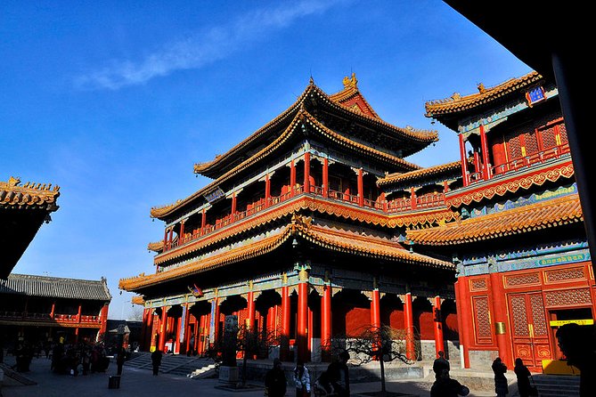 All-inclusive Private Day Trip: Hutongs, Lama Temple & Panda House with Lunch - Lunch in Beijing: included Chinese food and vegetarian care