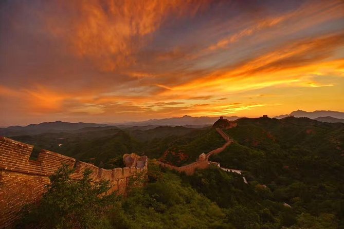 All inclusive Private Sunset Walking Tour at Jinshanling Great Wall from Beijing - The approach walk: Houchuankou City Gate Tower to the start of your main hike