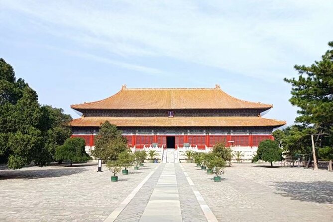 All Inclusive Private Tour: Juyongguan Greatwall, Sacred Road, MingTombs - Ming Tombs afternoon: Chang Tomb and the museum stop