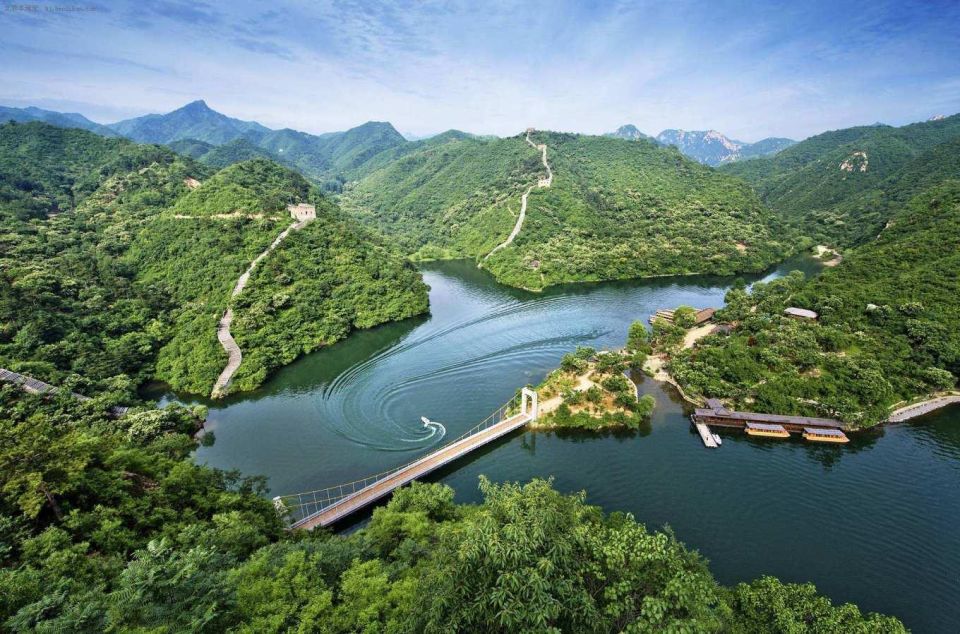 All-Inclusive Private Tour:Mutianyu&Huanghuacheng Great Wall - Lunch break and those sometimes-optional extra stops