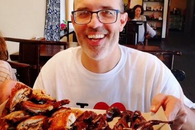 Authentic Local Food Tour in Center Beijing - Huguosi Snacks Street: 700 Years of Beijing Bite-Sized Food
