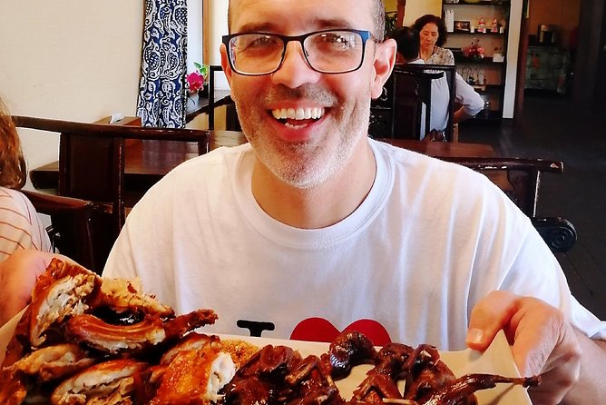 Authentic Local Food Tour in Center Beijing - Huguosi Snacks Street: 700 Years of Beijing Bite-Sized Food