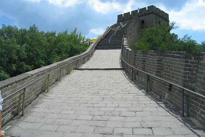 Badaling Great Wall and Ming Tombs Day Tour from Beijing - How this Ming Tombs + Badaling tour works in real life