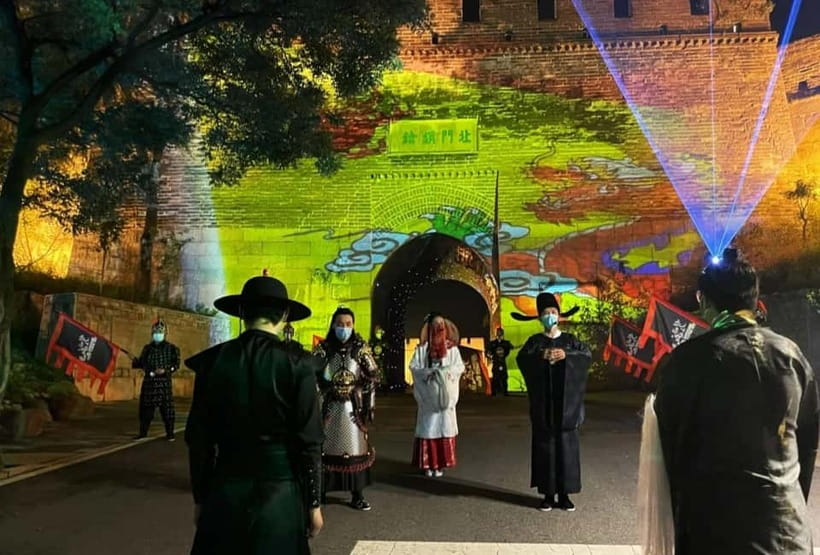 Badaling Great Wall Night Tour+ Light Show + Performance - The Light Show: What You’ll Actually See on the Ramparts