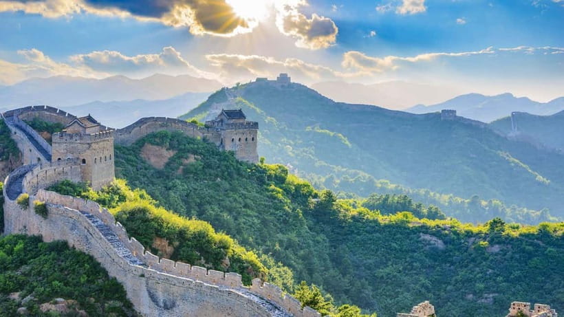 Beijing:Badaling Night Great Wall Ticket, Tour & Show - The Light Show at 7:20 PM and the Wall Performances