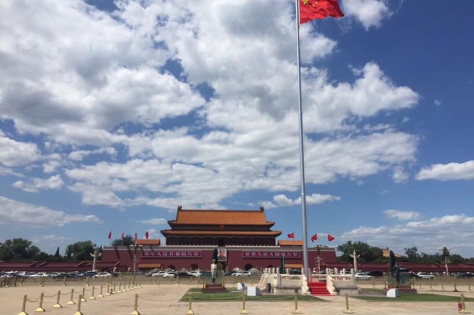 Beijing 2-Day Highlights Tour: 6 Must-See Spots+Local Delicacies - Hutong life: rickshaw ride and lunch in a private home