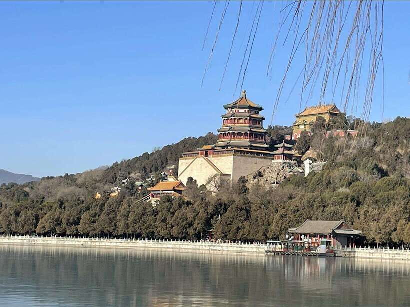 Beijing: 2-Day private Tour with Great wall& Forbidden city - Day 1: Tiananmen Square to the Forbidden City, plus Hutongs with a local lens