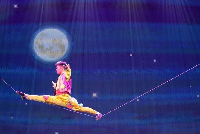 Beijing Acrobatic Show in Red Theater with Guide and Transfer - Getting There With Pickup and an Air-Conditioned Car
