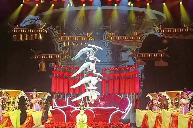 Beijing Acrobatic Show in Red Theater with Guide and Transfer - Tips to Make Your Seats and Timing Work