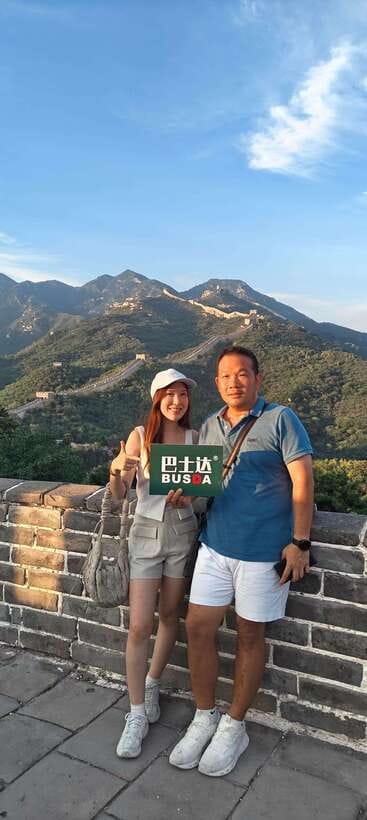 Beijing: Badaling Great Wall Private Tour w Language Option - Entering the wall zone: tickets, luggage, and the cash reality