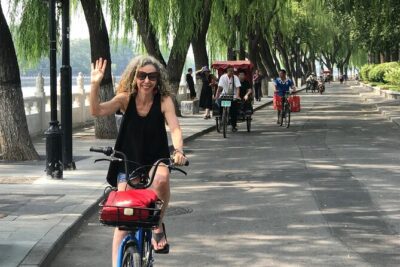 Beijing City Four-hour Bicycle Tour With a Private Guide - The ride start: hotel pickup and a bike that’s ready to go