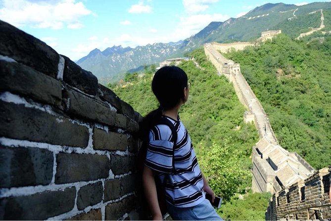 Beijing Daxing Airport Private Transfer to Mutianyu Great Wall - Adding a private guide: Sun’s translation setup is a smart clue