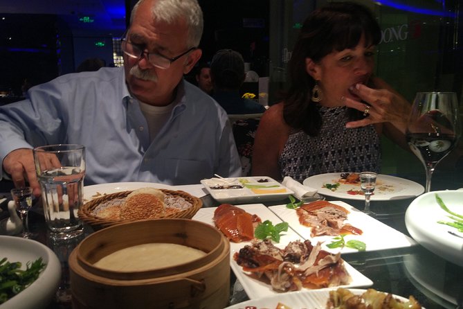 Beijing Evening Tour: Chaoyang Acrobatic Show with Peking Duck Dinner - Quick hits before you go