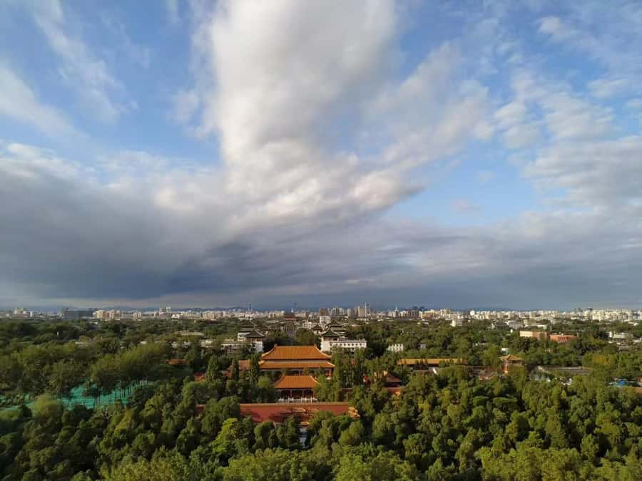 Beijing: Forbidden City Guided Tour with Options - Donghuamen to the Main Entrance: The Short Walk Before the Big Sights
