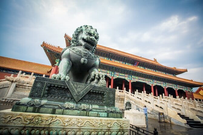 Beijing Forbidden City Small Group Tour with Tickets - Photo strategy: signature views without frantic walking