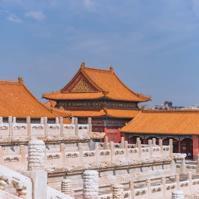 Beijing: Forbidden City Walking Guided Tour w/ Entry Tickets - Entering the Forbidden City: how the 3-hour walk stays focused