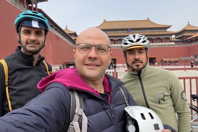 Beijing Highlights-Private Beijing Bike Tour - Drum Tower start: a historic launchpad for your night route