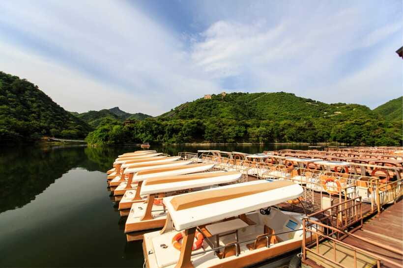 Beijing: Huanghuacheng Lakeside Great Wall Bus/Private Tour - Guide Help That Makes the Day Feel Smooth (Even When You’re Short on Time)