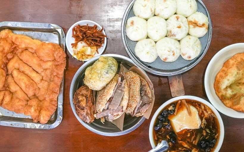 Beijing: Hutong Breakfast Food Tour - Price and Logistics: Is $45 Good Value Here?