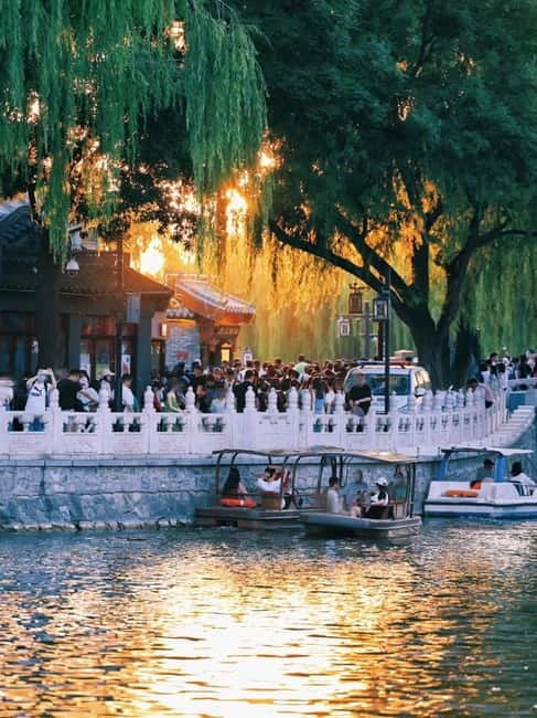 Beijing Hutong Dinner and Beer Walking Private Tour - Drum & Bell Towers area: sightseeing without ticket pressure