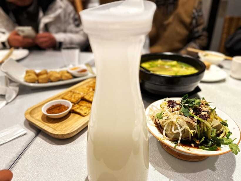 Beijing Hutong Food Crawl Delights: Peking duck, Hotpot&More - Street Snacks Along the Way: How to Taste Without Overdoing It