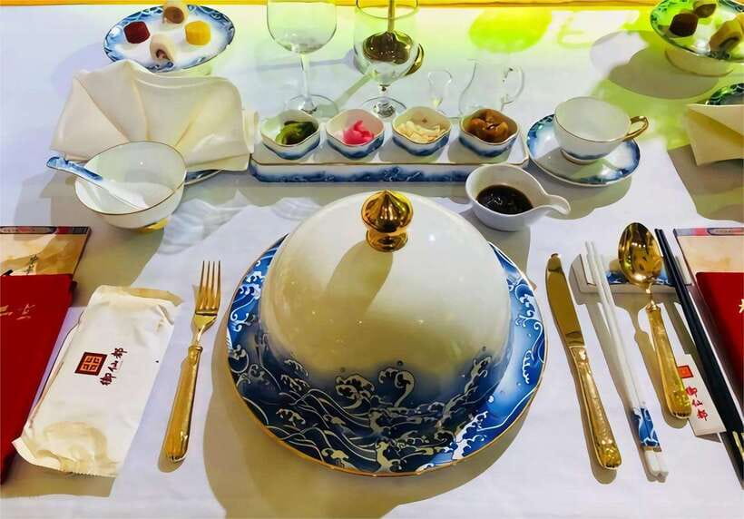 Beijing: Imperial Cuisine Experience & Cultural Performance - Yuxiandu in Haidian: where the court story starts