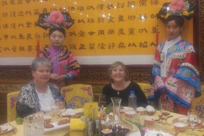 Beijing Imperial Dining Experience at Bai Jia Da Yuan Restaurant with Houhai Lake Bar Tour - Who this tour suits (and who should be picky)