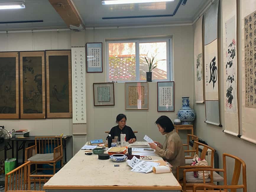 Beijing liulichang : Learn Calligraphy orCarving from Master - Key things you’ll notice right away