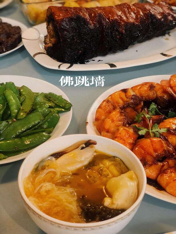 Beijing Market Tour with 10-course Family Feast - Key Highlights You’ll Actually Feel