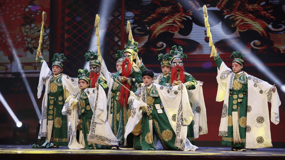 Beijing: Must-See Peking Opera at Liyuan Theatre Ticket - Timing: How a 1–3 Hour Evening Usually Works