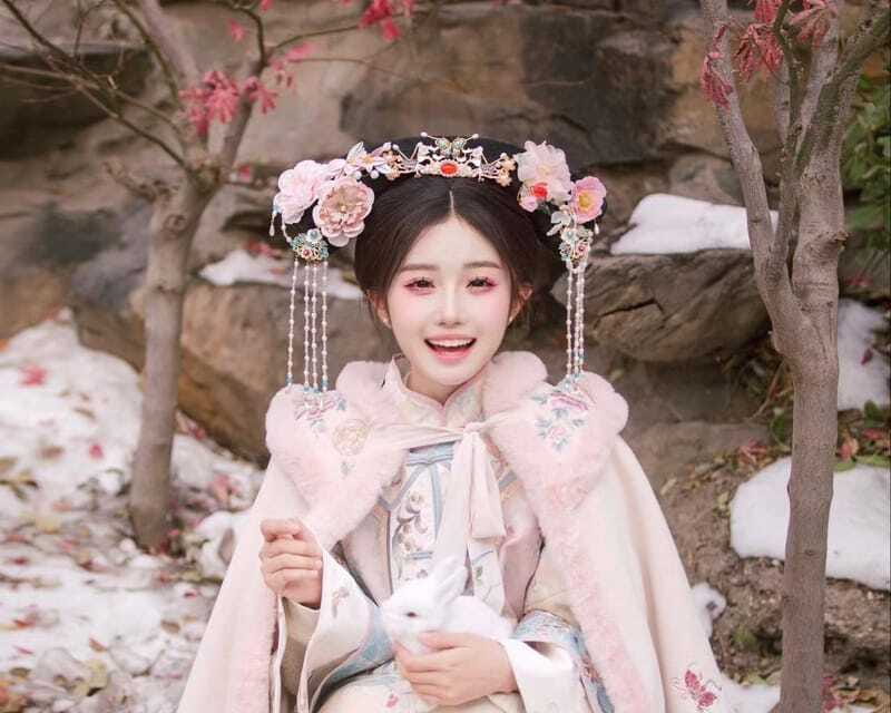 Beijing: Must-Try Chinese Ancient Costume Rental& Photoshoot - Price and value: what $135 buys you in real terms