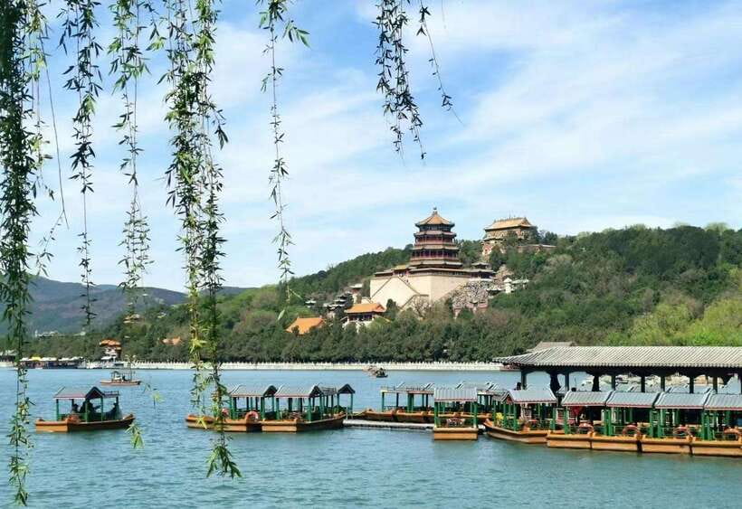 Beijing: Mutianyu Great Wall and Summer Palace Private Tour - Summer Palace after the Wall: a calmer kind of sightseeing