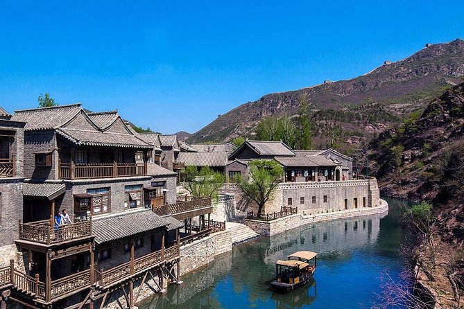 Beijing Mutianyu Great Wall Tour with Night View of Simatai and Gubei Water Town - The walk-and-climb reality: what to bring and how to pace yourself