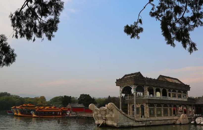 Beijing Mutianyu Great Wall&Summer Palace All Inclusive Tour - What the guides do well (and why it shows)