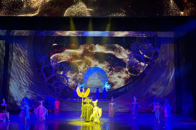 Beijing Night Golden Mask Dynasty Show Ticket with Guide and Pickup - Meeting Linda: The Human Part That Makes the Logistics Feel Effortless