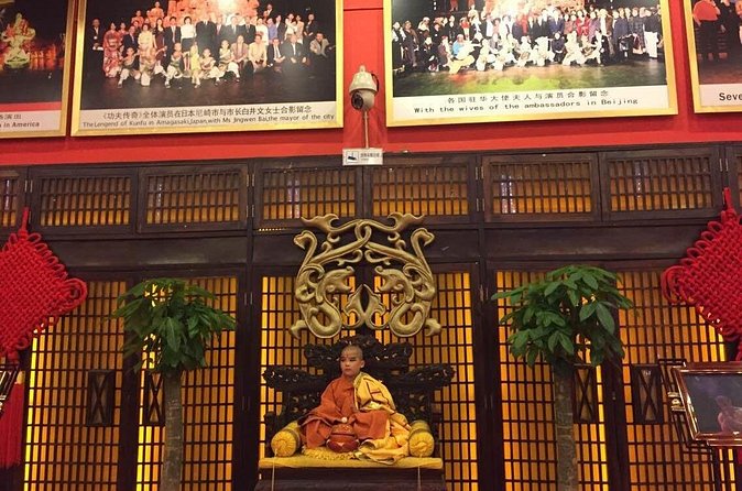 Beijing Night Tour: Kung Fu Show with Transfer - Getting there from the airport: a useful backup meeting point