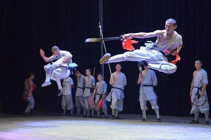 Beijing Night Tour Kungfu Show - Booking early matters: How to time your purchase without overthinking it