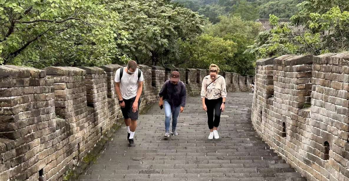 Beijing Private Custom Tour: Licensed Guide&Transfer Service - Hutongs and Houhai Lake: The Beijing That Isn’t on Postcards