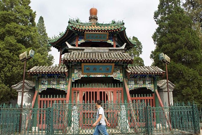 Beijing Private Religious Tour: White Cloud Temple, Lama Temple, Niujie Mosque - Why this private religious tour makes sense in Beijing