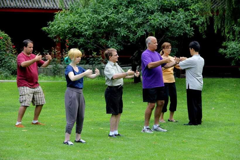 Beijing Private Tai Chi Class - Self-massage methods for daily stress and pain